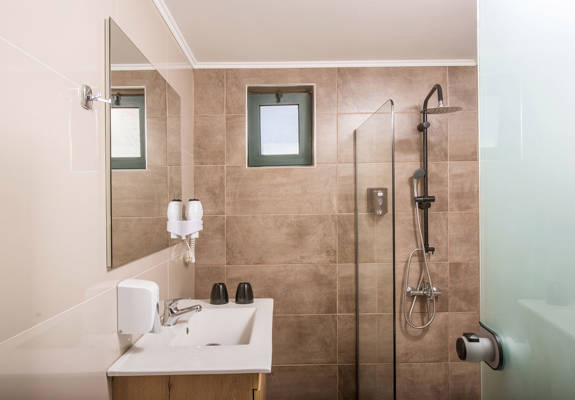 Gouves Park Double Room bathroom shower and washbasin