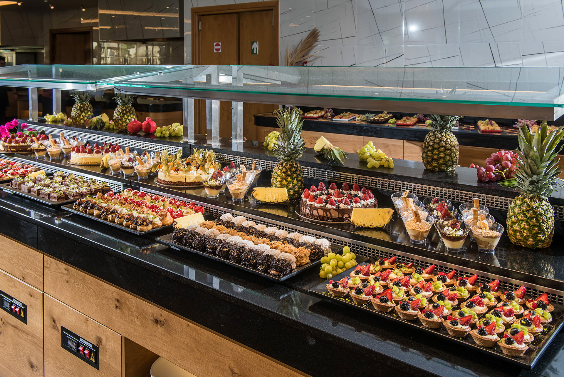 Gouves Park Dionysos Restaurant desserts buffet