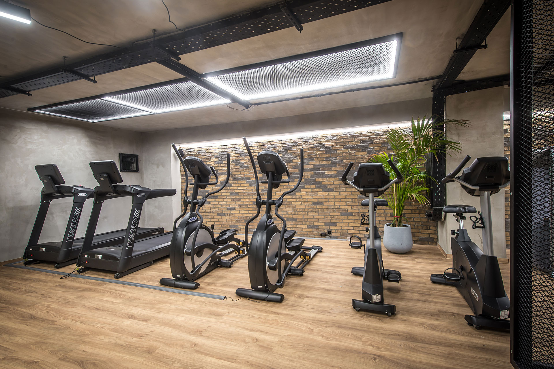 Gouves Park Gym treadmills and bikes